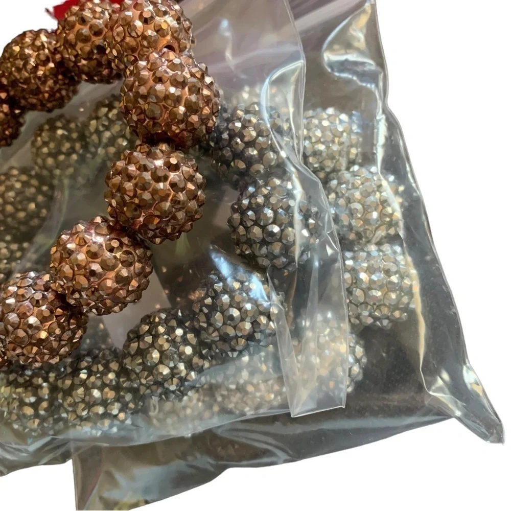 🆕 Kenneth Jay Lane Box Set of Disco Balls Stretch Bracelets - Picture 3 of 6